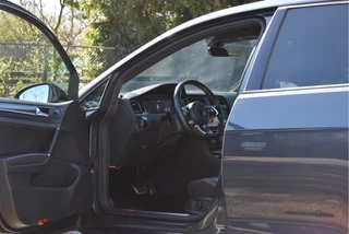 Volkswagen Golf | Pano | Keyless | Camera | Carplay | DAB | Stoelverw | Dynamic LED | Digitale tellers | Adapt.CC - afbeelding nr 41