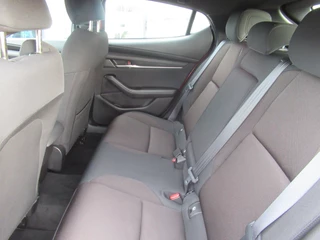Mazda 3 Mazda 3 2.0 e-SkyActiv-G M Hybrid 122 PK, Full LED / Carplay + Android Auto / Adaptive Cruise / Navigatie - afbeelding nr 6