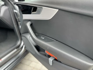 Audi A4 Audi A4 Avant 35 TFSI S edition Automaat | Panoramadak | LED | Sportstoelen | Stoelverwarming | Extra getint glas | 20 inch lichtmetalen velgen | Apple CarPlay | Climate control | Parkeersensoren voor en achter - afbeelding nr 48
