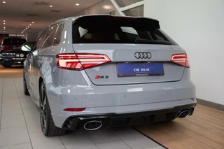 Audi RS3 Audi RS3 2.5 TFSI Quattro 2e Eig Pano CarPlay Carbon B&O Nardo Grey Dealer onderhouden - afbeelding nr 33