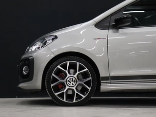 Volkswagen up! Volkswagen up! 1.0 TSI GTI [6-BAK, CAMERA, STOELVERWARMING, PDC ACHTER, BLUETOOTH, AIRCO, CRUISE, NIEUWSTAAT] - afbeelding nr 3