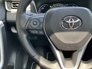 Toyota RAV4 Toyota RAV4 2.5 Hybrid AWD Bi-Tone AUT. | 1e eigenaar | 360 gr. camera | navigatie | panoramadak | JBL audio | rij assistentie - afbeelding nr 36