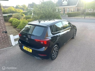 Volkswagen Polo Volkswagen Polo 1.0 TSI Life Business NIEUW MODEL CLIMATE CONTROLE STOELVERWARMING CARPLAY PARKEERSENSOREN ZEER NETTE AUTO!! - afbeelding nr 4