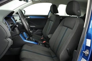 Volkswagen T-Roc Volkswagen T-Roc 1.5 TSI Sport | Stoelverwarming | Full LED |  Trekhaak | Navigatie | Climate control | PDC | Sportstoelen | Cruise control | Bluetooth - afbeelding nr 5