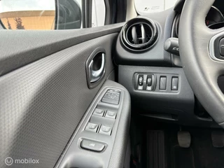 Renault Clio Renault Clio 0.9 TCe Limited • Navi • Airco • Cruise • PDC - afbeelding nr 4