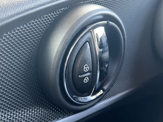 MINI Clubman Navigatie Plus DAB Clima + Cruise Control 17 Inch Velgen Carplay Parkeersensoren Alarm NL Auto - afbeelding nr 28