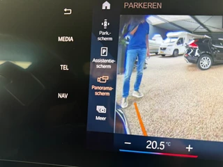 BMW 2 Serie BMW 2 Serie Active Tourer 218i M-sport Panorama elec trekhaak leer - afbeelding nr 35