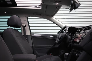 Volkswagen Tiguan Pano / Trekhaak / Massage Stoel / LED / Stoelverwarming / Camera / - afbeelding nr 4