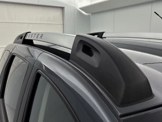 Dacia Duster Dacia Duster TCe 125 PK4x2 Blackshadow / CAMERA / DEALER ONDERHOUDEN / NAVI / LEDER / FULL OPTION - afbeelding nr 19
