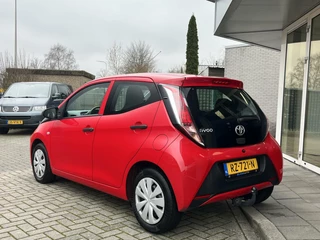 Toyota Aygo Toyota Aygo 1.0 VVT-i X-FUN AIRCO+TREKHAAK+5-DRS DEALER OH. - afbeelding nr 8