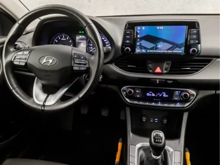 Hyundai i30 (APPLE CARPLAY, NAVIGATIE, CAMERA, CLIMATE, TREKHAAK, SPORTSTOELEN, CRUISE, LM VELGEN, NIEUWSTAAT) - afbeelding nr 7