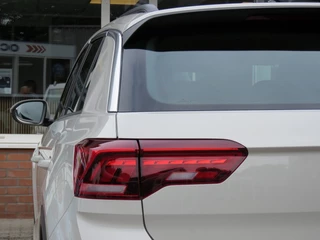 Volkswagen T-Roc Volkswagen T-Roc 1.5 TSI 150pk DSG-aut. LIFE BNS / Navi / Trekhaak afn.baar / Stoelverw. / FABRIEKS garantie - afbeelding nr 12