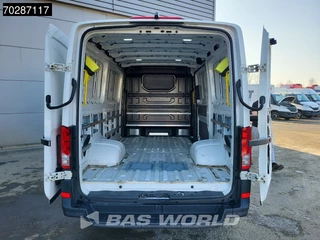Volkswagen Crafter Volkswagen Crafter 177pk Automaat L3H2 180PK Dubbellucht 3t Trekgewicht Navi Camera Parkeersensoren Airco Cruise L2H1 Airco Cruise control - afbeelding nr 6