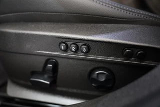 Alfa Romeo Giulia Alfa Romeo GIULIA 2.0 T GME AWD Tributo Italiano / FACELIFT / Digital Cockpit / Acc / HK / Leder / Elek Stoelen / Camera / 19 Inch - afbeelding nr 26