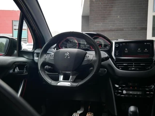 Peugeot 2008 Peugeot 2008 1.2 PureTech GT-line Dealer onderhouden| Carplay - afbeelding nr 13