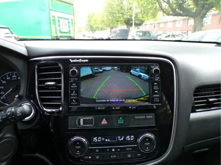 Mitsubishi Outlander Mitsubishi Outlander 2.0 PHEV Executive Edition NAVI CAMERA TELEFOON CRUISECONTROL..... - afbeelding nr 24