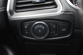 Ford Edge Ford Edge 2.0 TDCI Vignale / Trekhaak / Panoramadak / Camera / Leder / 20'' / Keyless / Apple CarPlay / DAB / Stoelverwarming / Stuurverwarming / Cruise Control - afbeelding nr 33