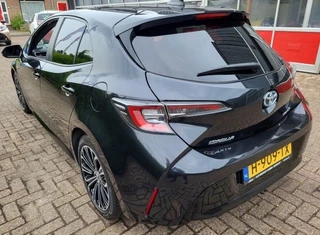 Toyota Corolla Toyota Corolla 1.8 Hybrid First Ed. - afbeelding nr 10