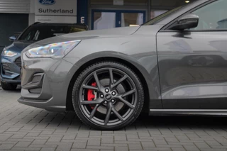 Ford Focus Ford Focus 2.3 Ecoboost 280pk ST-3 | Sper Differentieel | Panoramadak | Adaptive cruise control |Winter Pack | Trekhaak Afneembaar - afbeelding nr 12
