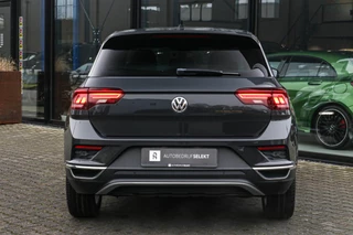 Volkswagen T-Roc Volkswagen T-Roc 2.0 TSI 4Motion - R-line - Carplay - Speciale uitvoering - afbeelding nr 17