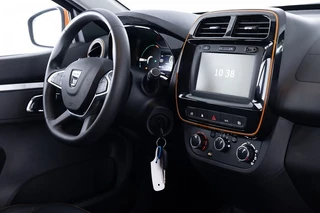 Dacia Spring Dacia Spring Comfort Plus 27 kWh | SOH 94% | LEDER ✅ 1e Eigenaar - afbeelding nr 3