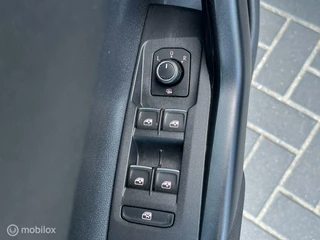 Volkswagen Polo Volkswagen Polo 1.6 TDI R-line NAP APK LED DSG PDC SFEERVERLICHTING - afbeelding nr 32