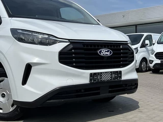 Ford Transit Custom Ford Transit Custom 320 2.0 TDCI L2H1 Trend Zuid | 136pk | Driver Assistance Pack | Stoelverwarming | Voorruitverwarming | Navigatie | Verlengde Fabrieksgarantie tot 08-2028 - afbeelding nr 4