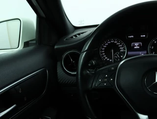 Mercedes-Benz GLA Mercedes GLA-klasse 200 Airco Cruise Stoelverw. Trekhaak Aut - afbeelding nr 16