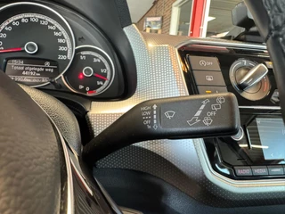 Volkswagen up! Volkswagen Up! 1.0 BMT high up!*75PK*Stuurwielbediening*LMV*Telefoonverbinding* - afbeelding nr 32