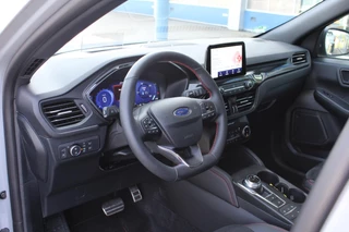 Ford Kuga Ford Kuga 2.5 PHEV Graphite Tech Edition 225pk | Driver Assistance Pack | Technology pack | Wegklapbare Trekhaak  | Panorama dak | Winterpack | Verlengde fabrieksgarantie tot 05-2028 - afbeelding nr 8
