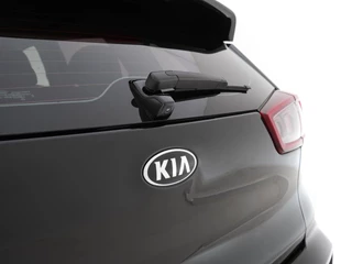 Kia e-Niro (INCL-BTW) Aut. *LEATHER-MICROFIBRE | NAVI-FULLMAP | DAB | ADAPTIVE-CRUISE | CAMERA | COMFORT-SEATS | KEYLESS | DIGI-COCKPIT | SHIFT-PADDLES | HEATED-SEATS | CARPLAY | LANE-ASSIST | 17