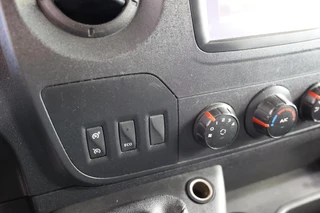 Renault Master Renault Master T35 2.3 dCi L1H2 AIRCO EN TREKHAAK - afbeelding nr 10