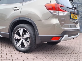 Subaru Forester | Trekhaak | Pano | All-seasons | Leder | LMV 18
