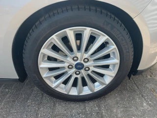 Ford Focus Ford FOCUS 1.0 Titanium Edition, airco,stoelverwarming,voorruit verwarmd, - afbeelding nr 21