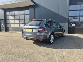 Škoda Octavia Skoda Octavia Combi 1.0 TSI Greentech Style Business - afbeelding nr 3