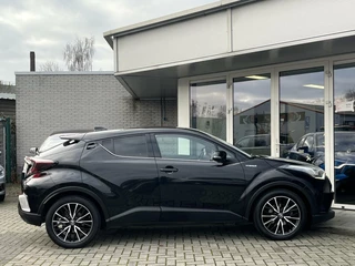 Toyota C-HR Toyota C-HR 1.8 Hybrid Executive TREKHAAK+LED+JBL+STUURVERW - afbeelding nr 3