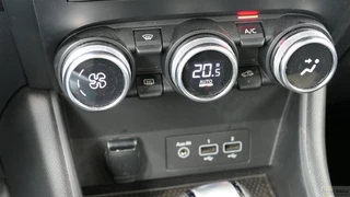 Renault Captur Renault Captur TCe 130 EDC Automaat Intens - afbeelding nr 12