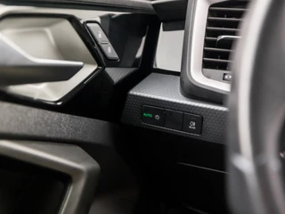Audi A1 Sportback Audi A1 Sportback 25 TFSI Pro Line Sport Automaat (APPLE CARPLAY, GETINT GLAS, LM VELGEN, SPORTSTOELEN, LANE ASSIST, PARKEERSENSOREN, NIEUWSTAAT) - afbeelding nr 23