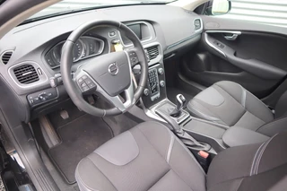 Volvo V40 Volvo V40 2.0 T2 Momentum | voll.dealer oh.| navi | stoelverw.| jaarbeurt - afbeelding nr 3
