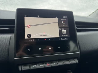 Renault Clio Renault Clio 1.0 TCe Zen NL AUTO / 4-SEIZOENENBANDEN / NAVI / CRUISE / PARKEERSENSOREN ACHTER / CARPLAY - afbeelding nr 19