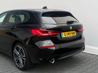 BMW 1 Serie BMW 1-serie 118i Automaat 140pk Executive Sport Edition | Carplay | Sportstoelen | Full LED - afbeelding nr 32