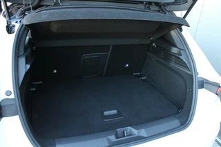 Opel Astra Opel Astra 1.2 Ultimate | GS-Line | Pano | AGR | Camera | Stoelverwarming - afbeelding nr 18