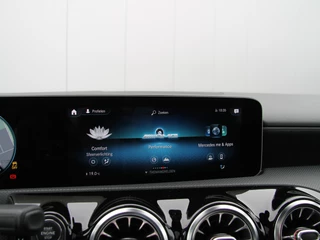 Mercedes-Benz A-Klasse Mercedes-Benz A-Klasse A35 AMG 306pk 4MATIC | Pano | Burmester - afbeelding nr 35