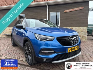 Opel Grandland X 1.6 Turbo Hybrid4 Business Executive