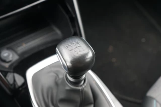 Peugeot 208 Peugeot 208 1.2 PureTech Allure - Noir Perla Nera - AppleCarPlay - Chique - afbeelding nr 29