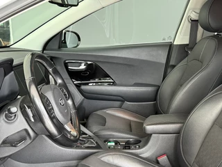 Kia Niro Kia Niro 1.6 GDi Hybrid DynamicPlusLine Adap Cruise|Dodehoek|Stuurver - afbeelding nr 28