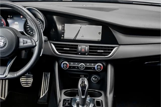 Alfa Romeo Giulia Facelift CarPlay Leder 19