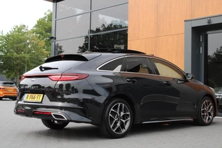 Kia ProCeed Kia ProCeed 1.5T-GDi MHEV 160PK GT-Line | Panoramadak - afbeelding nr 11