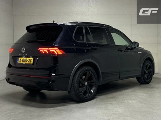 Volkswagen Tiguan Volkswagen Tiguan 1.5 TSI R-Line Black Style Pano H/K NAP - afbeelding nr 4