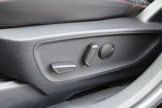 Ford Kuga | 19'' | Styling pack | BLIS | B&O | Head-up | Navigatie - afbeelding nr 33
